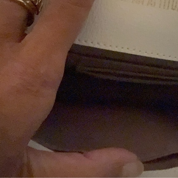 Karl Lagerfeld Beige and Cream Leather Shoulder Bag - Picture 4 of 7